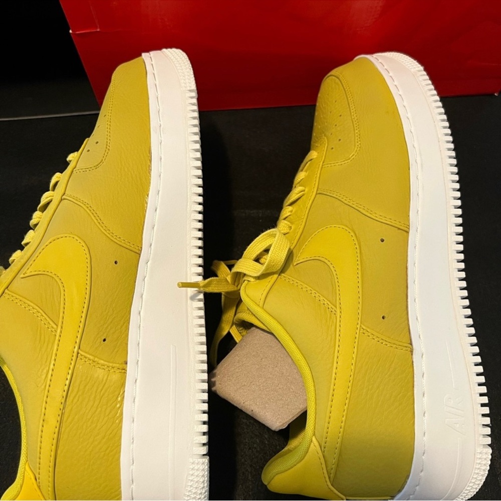 Nikelab Air Force 1 citron